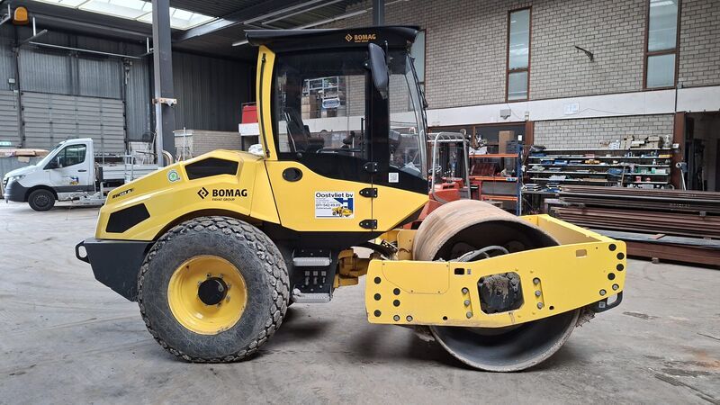 Trilwals Bomag BW177 2023