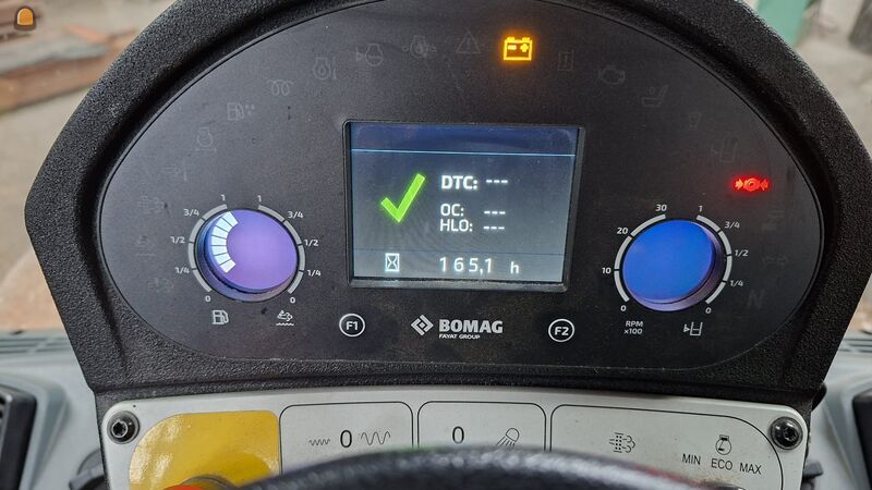 Trilwals Bomag BW177 2023